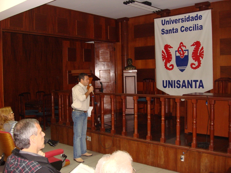 1� Turma de P�s-gradua��o de Engenharia de Petr�leo e G�s Natural - Engenharia Unisanta 47 anos