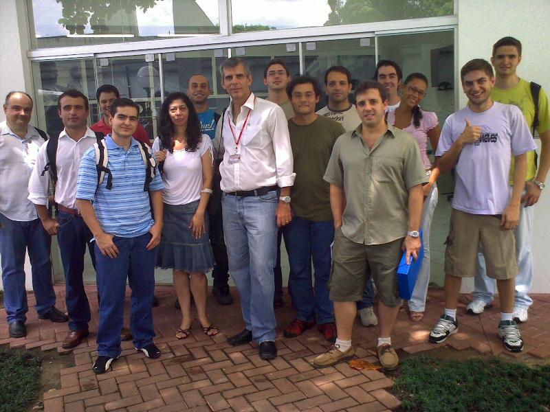 6� Turma de P�s-gradua��o de Engenharia de Petr�leo e G�s Natural - Engenharia Unisanta 48 anos